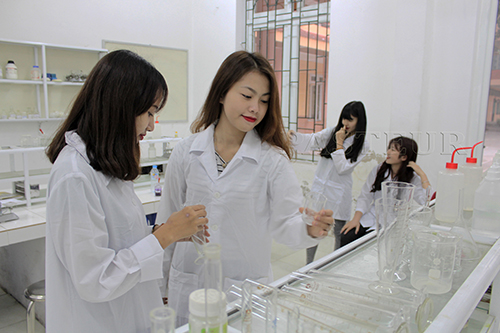 Học Liên thông Cao đẳng Kỹ thuật Xét Nghiệm Y học mở rộng tương lai