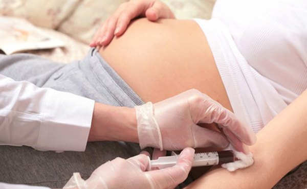 Xét nghiệm thai kỳ nhằm kiểm tra sức khỏe của thai nhi và mẹ 